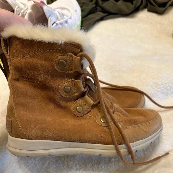 Sorel Explorer Winter Boots - Picture 2 of 3